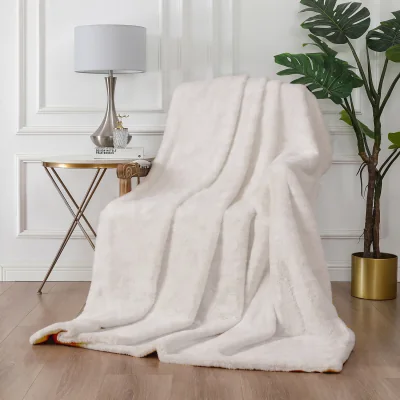 The Range Shadow Faux Fur Blanket Throw (150x200 cm) - Ivory