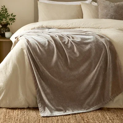 The Range Heavy Chenille Velvet Throw - Greige / 180cm