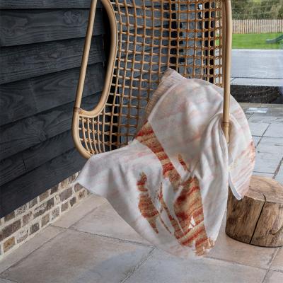 The Range Puffin Blanket - Pink
