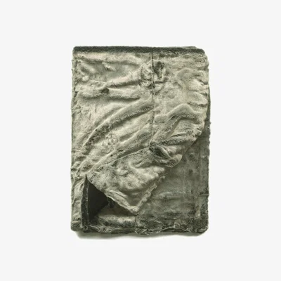 Tobias Oliver Nobilis | Faux Fur Throw | Terre Neuve