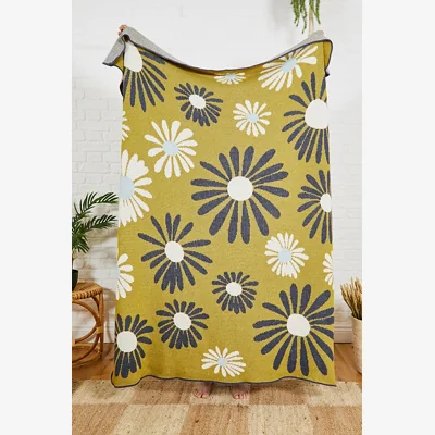 Urban Outfitters Calhoun Green Daisy Art Throw - Green ALL at Urban Outfitters