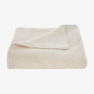 Wolf & Badger White Wave Knitted Throw - Cream Tuwi