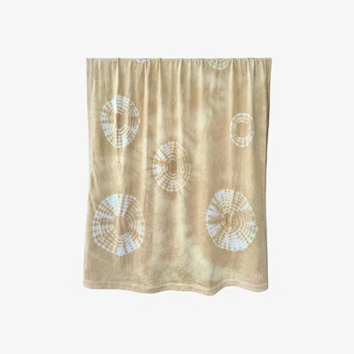 Wolf & Badger Gold / Neutrals / Yellow Sol Shibori - Handmade Plant-Dyed Merino Wool Throw Blanket | One Size | Wooliie