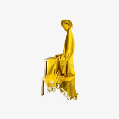 Wolf & Badger Yellow / Orange Yellow Classic Premium Baby Alpaca Throw Washein