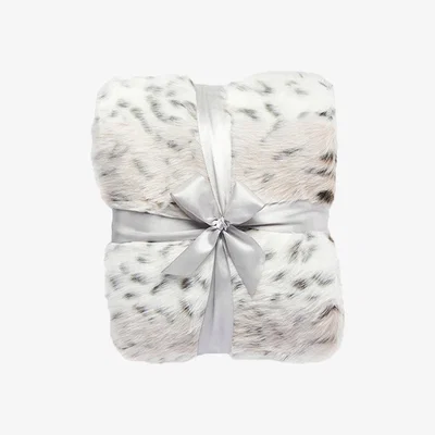 Wolf & Badger Neutrals / White Garland - Luxury Faux Fur Throw - Leopard | One Size | Bedroom Athletics