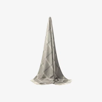 Wolf & Badger Balvenie Mid Grey Pane Check Cashmere Throw Kinalba