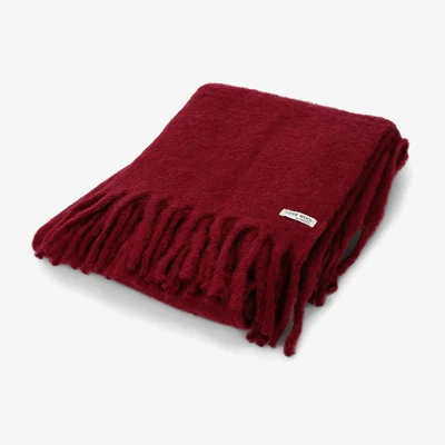 Wolf & Badger Molly Fluffy Throw Blanket - Red One Size Tirillm