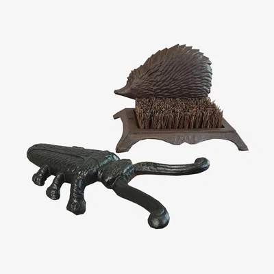 The Range Cast Iron Hedgehog Boot Brush Shoe Scraper and Beetle Boot Jack - Brown