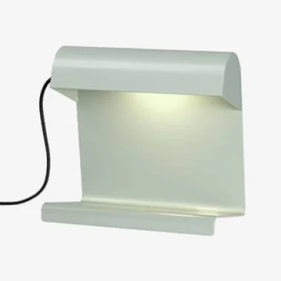 Made in Design Lampe de bureau Table lamp metal green / By Jean prouvé, 1930 - Vitra