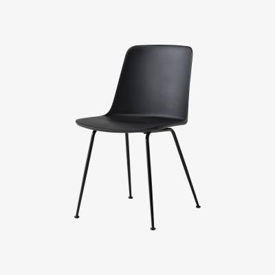 Made in Design Rely Outdoor HW70 Chair - / Recycled plastic by &tradition Black