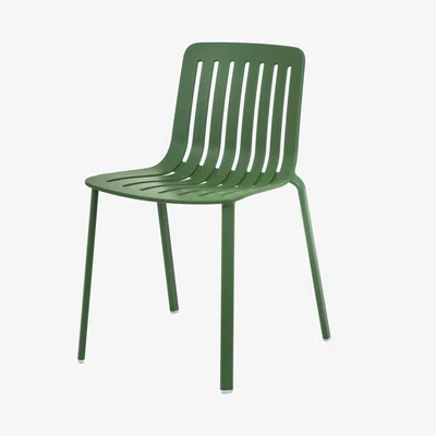 Made in Design Plato Stacking chair - / Aluminium by Magis Green