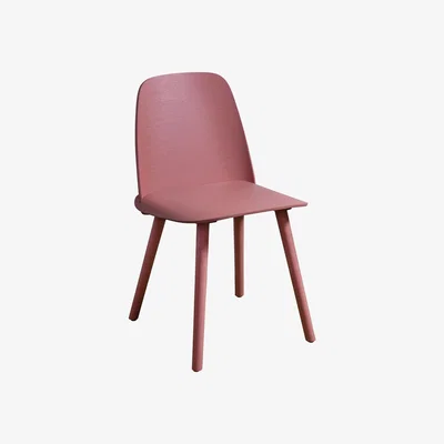 Made in Design Nerd Chair - / 20 years of MID limited edition by Muuto Pink