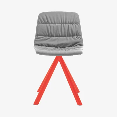 Made in Design Maarten Swivel chair - Padded & metal legs by Viccarbe Orange/Grey