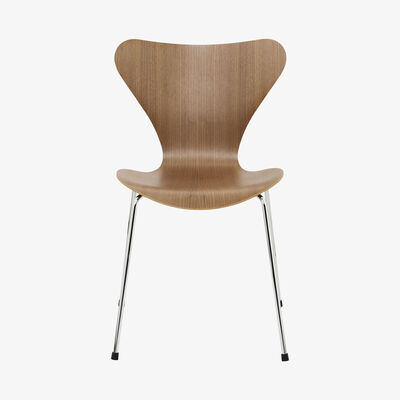 Made in Design Série 7 Stacking chair - Natural wood by Fritz Hansen Natural wood
