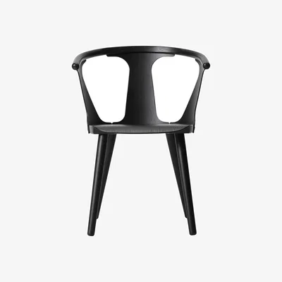 Nordic Nest &Tradition In Between chair Sk1 Black laquered ash