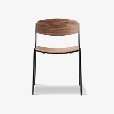 Nordic Nest Fredericia Furniture Lynderup 3080 chair Lacquered walnut-black steel base