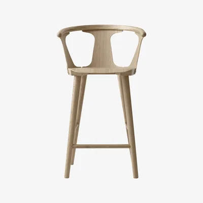 Made in Design In Between SK7 Bar chair - H 65 cm - Oak by &tradition Natural wood