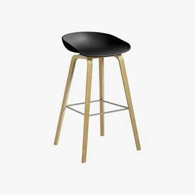 Made in Design About a ECO AAS32 Bar stool - / H 74 cm - Recycled plastic / EU Ecolabel by Hay Black/Natural wood