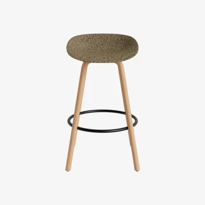 Made in Design Mat Bar stool cane & fibres brown / H 75 cm - Navy Alga / Beechwood Base, legs - Normann Copenhagen