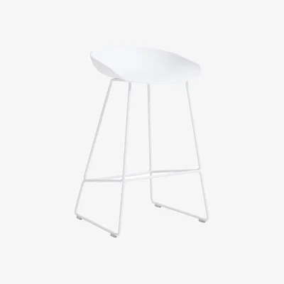 Made in Design Bar stool About a stool AAS 38 LOW plastic material / H 65 cm - Recycled - Hay