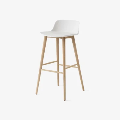 Nordic Nest &Tradition Rely HW123 bar stool White-lacquered oak 75 cm