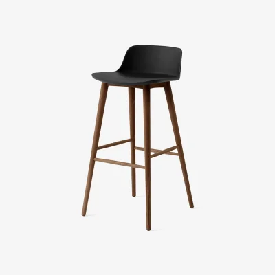 Nordic Nest &Tradition Rely HW123 bar stool Black-lacquered walnut 75 cm