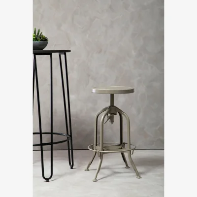 The Range Gator Champagne Finish Adjustable Bar Stool - Gold