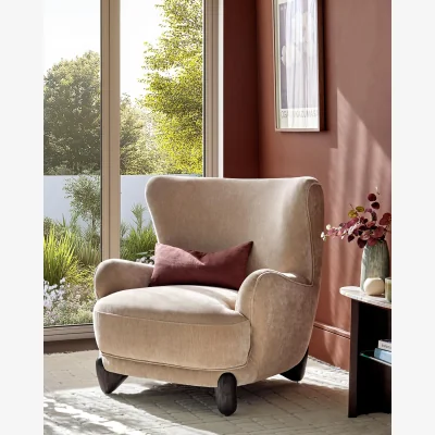 Danetti Harlan champagne fabric accent chair