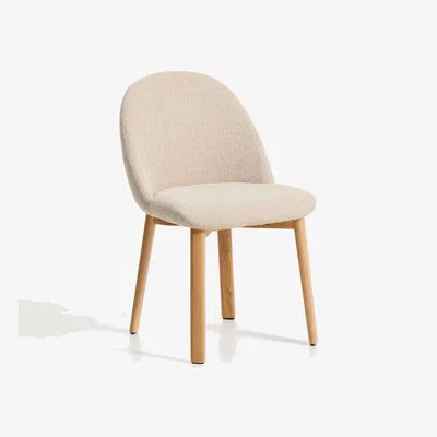 Kave Home Meila flame-retardant chair in beige chenille with legs in solid ash wood with natural finish