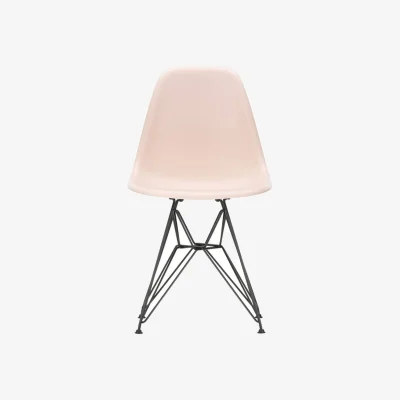 Made in Design RE DSR - Eames Plastic Side Chair Chair plastic material pink / (1950) - Black legs / Recycled - Vitra