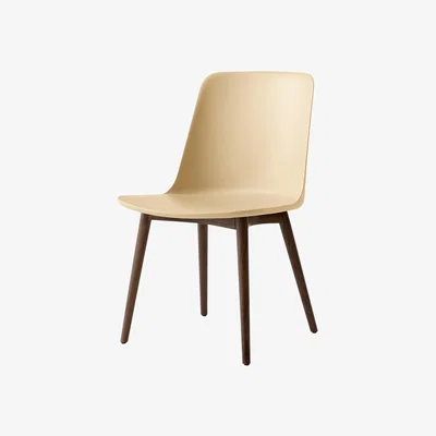 Made in Design Chair Rely HW71 plastic material / Recycled plastic & wooden legs - &tradition
