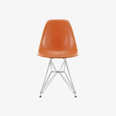 Made in Design DSR - Eames Fiberglass Side Chair Chair - / (1950) - Chromed legs by Vitra Orange