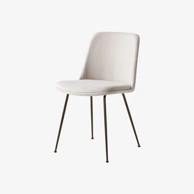 Made in Design Rely HW9 Padded chair textile beige / Fabric - &tradition
