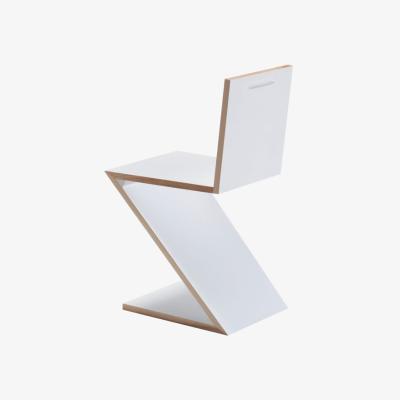 Made in Design Zig Zag Chair wood white / Gerrit Thomas Rietveld, 1934 - CASSINA