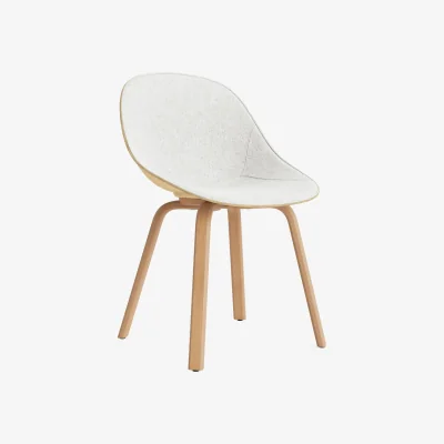 Nordic Nest Normann Copenhagen Mat Chair chair front upholstered Hallingdal 110-hemp-beech