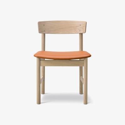 Nordic Nest Fredericia Furniture Mogensen 3236 chair Soap-treated oak-leather cognac 307