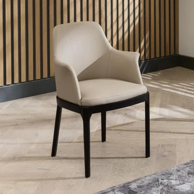 Quatropi Set of 2 Modern Carver Dining Chairs Luxury Beige Leather Wood Legs