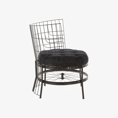 The Range Mantis Black Wheel Design Chair - Black