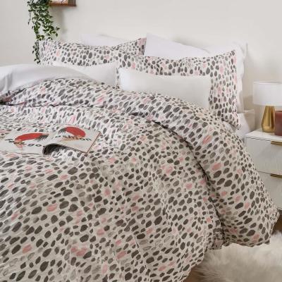 The Range Dreamscene Dalmatian Spots Print Seersucker Duvet Set - Pink / King size