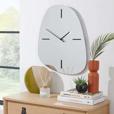 Dunelm Frameless Pebble Clock Black/White