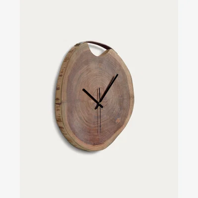 Kave Home Yuliana round wall clock in solid acacia wood Ø 30 x 35 cm
