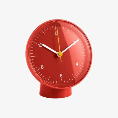 Made in Design Desk clock plastic material red / Jasper Morrison - Recycled - Hay