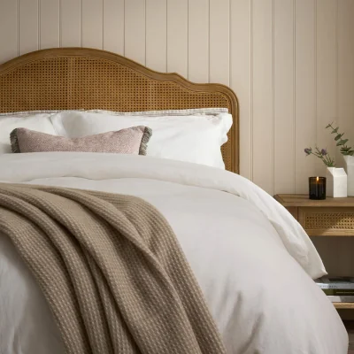 Feather & Black Amelie Duvet Cover, White, Single