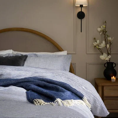 Feather & Black Amelie Stripe Duvet Cover, King - Navy