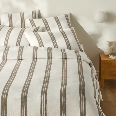 La Redoute Aelle Duvet Cover in Washed Linen
