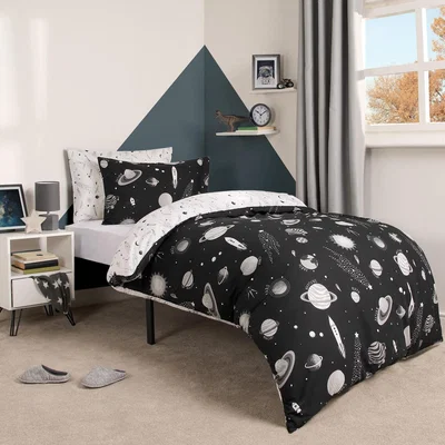 The Range Space Reversible Duvet Cover Set - Black / Junior