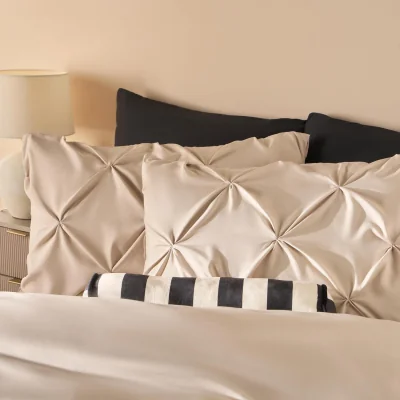 The Range OHS Diamond Pintuck Pinch Pleat Duvet Cover Set - Natural / 1.05kg