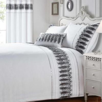 The Range Feathers Patterned Duvet Cover - White
