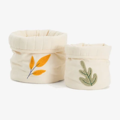 Kave Home Tandani set of 2 beige cotton children's baskets with embroidered leaves