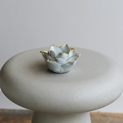 Arighi Bianchi Grey Porcelain Flower Candle Holder